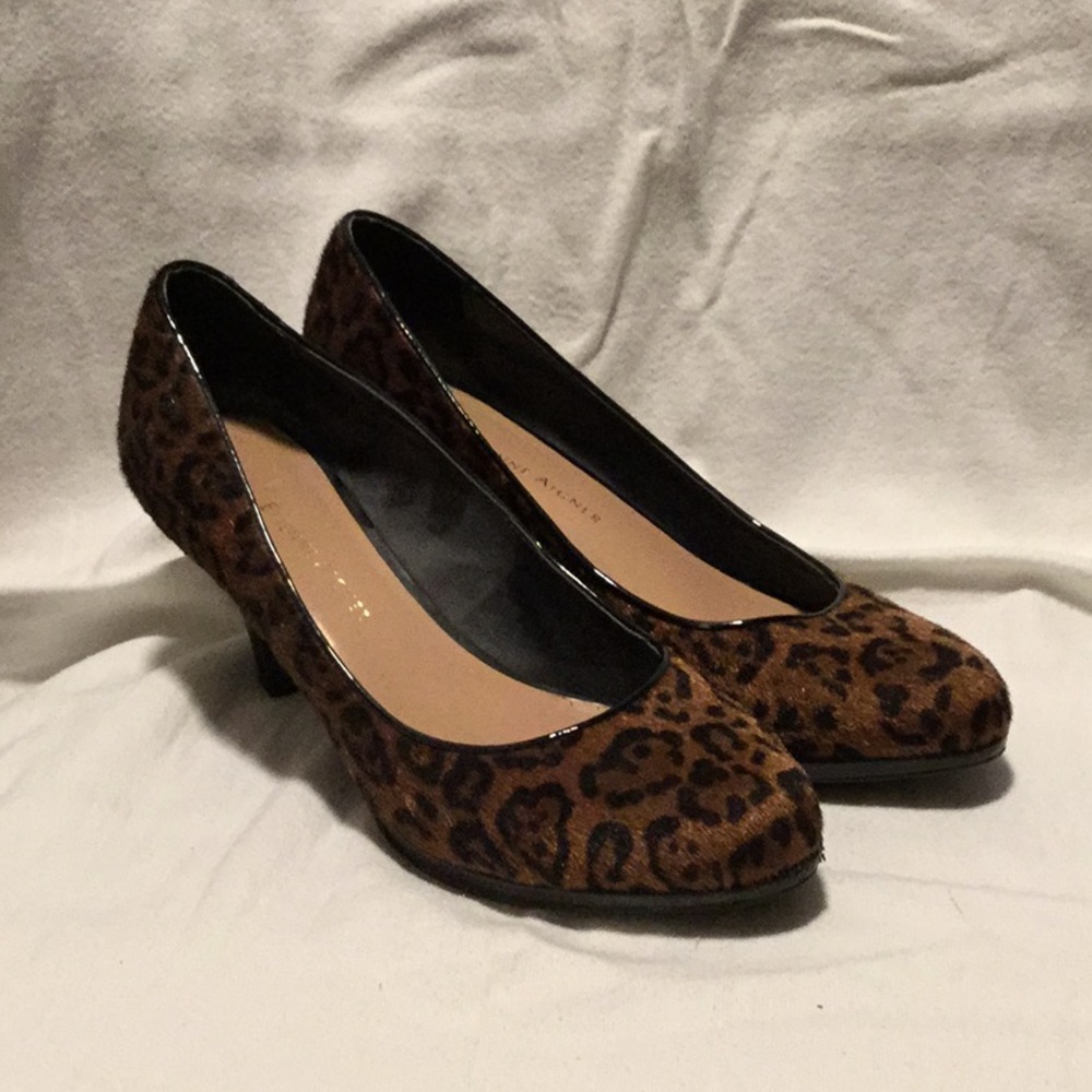 Etienne Aigner leopard print heel size 9